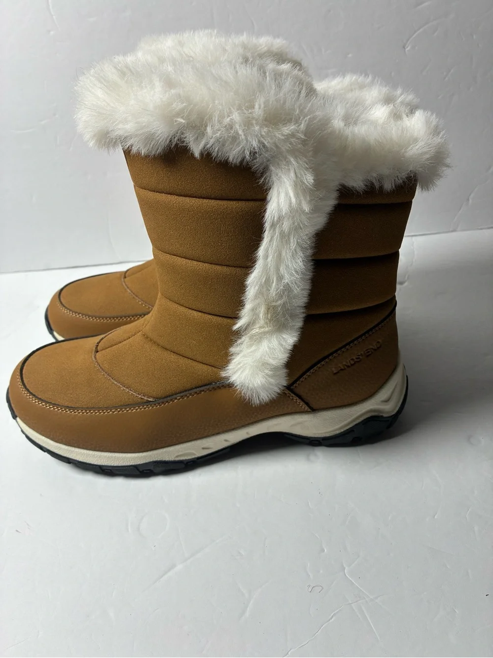 Lands' End Women's Tan Winter Boots with White Faux-Fur Collar